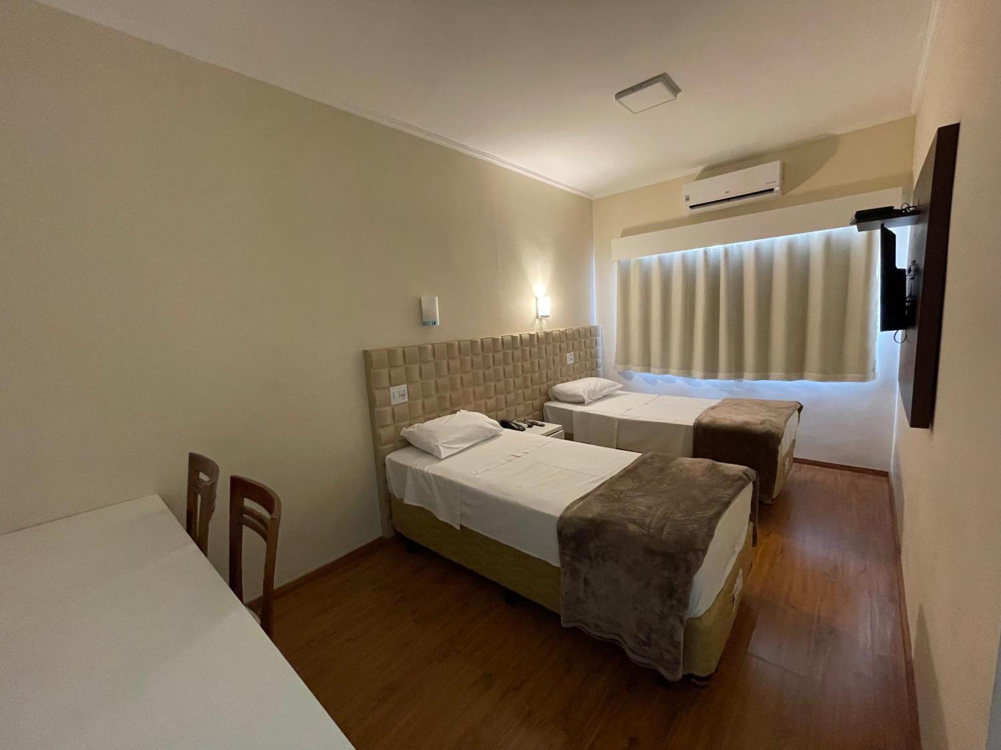 Hotel Marbor Mogi das Cruzes Esterno foto